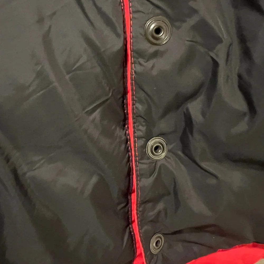Canada Goose Women's Vibrant Red Puffer Coat with Fur Hood - Picture 13 of 16